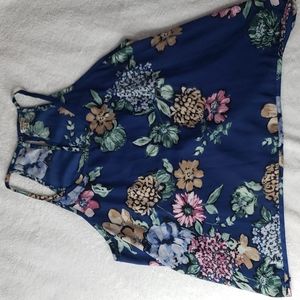 Lily Star Blue Floral Open Back Tank, 2X